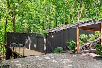 5040 Villa Crest Dr, Nashville, TN 37220