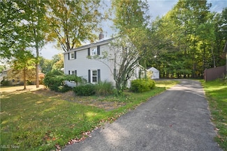 43 Venloe Dr, Youngstown, OH 44514