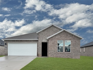 2440 Max Ave, Bentonville, AR 72713