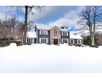 19 Columbus Rd, Boylston, MA 01505