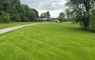 1128 W Leota Rd, Scottsburg, IN 47170