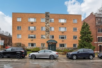 930 Ontario St Unit 4C, Oak Park, IL 60302