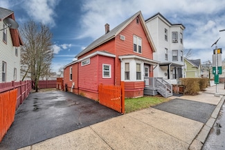 50 Walnut St, Lynn, MA 01905