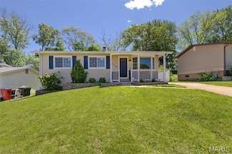 10930 Ambush Dr, Saint Louis, MO 63123