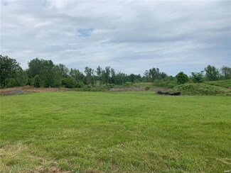 5936 Dalhousie Dr, Cape Girardeau, MO 63701