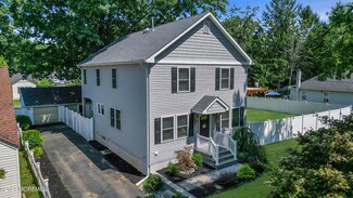 14 Asbury Ave, Freehold, NJ 07728