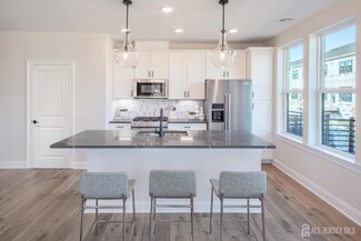 303 Lyla Ln, New Brunswick, NJ 08901