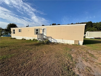 427 Silk Rd, Fulton, NY 13069