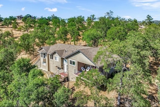 19040 Redbud Rd, Hidden Valley Lake, CA 95467