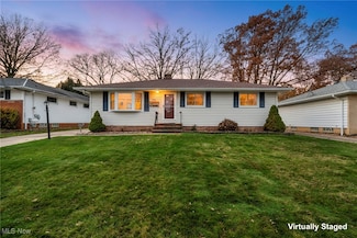 6280 Mariana Dr, Parma Heights, OH 44130