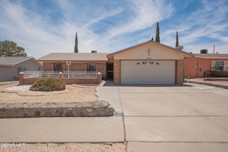 1662 Gene Torres Dr, El Paso, TX 79936