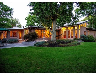 152 Homer St, Newton Center, MA 02459