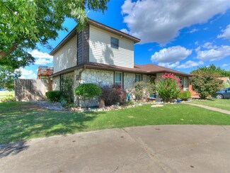 1312 W Shuttee St, El Reno, OK 73036