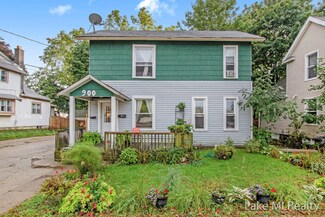 900 Douglas St NW, Grand Rapids, MI 49504