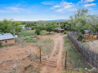 17 Private Drive 1414, Chimayo, NM 87522