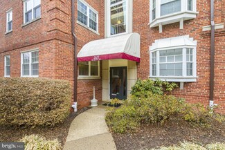 2107 N Scott St Unit 65, Arlington, VA 22209