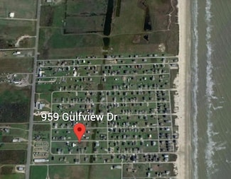 959 Gulfview Dr, Bolivar Peninsula, TX 77650