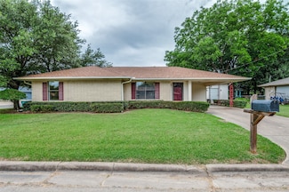 510 S Dallas St, Kemp, TX 75143