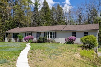 6 Page Ave, Ashburnham, MA 01430