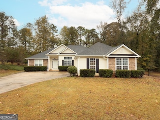 250 Old Pond Rd, Lagrange, GA 30241