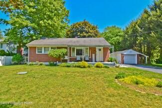 123 Maple Ave, Stroudsburg, PA 18360