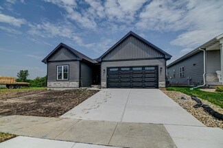 2790 Bomani Dr, Sun Prairie, WI 53590