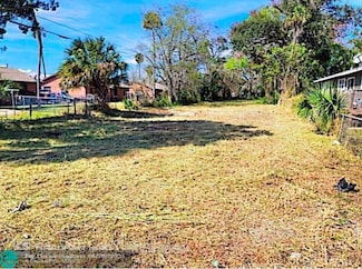 716 Verdell St, Daytona Beach, FL 32114