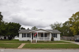 320 E Main St, Ladoga, IN 47954