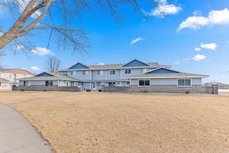 8505 S Pond Trail Unit 83, Champlin, MN 55316