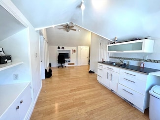 41 Woodward Ave Unit 2, Quincy, MA 02169