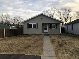 1031 W Perrin Ave, Springfield, OH 45506