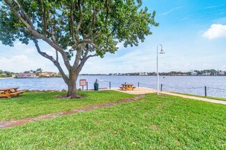 180 Yacht Club 102 Way Unit 102, Hypoluxo, FL 33462