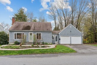 104 Carlyle Rd, Portland, ME 04103