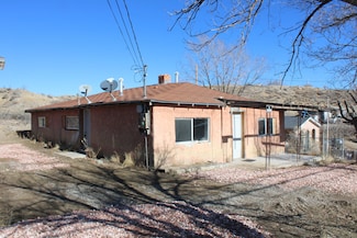 301 E Pershing Ave, Gallup, NM 87301