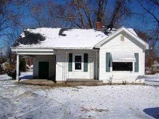 406 W Maple St, Paoli, IN 47454