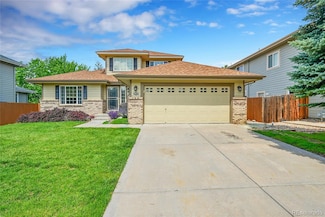 2631 S Flanders Ct, Aurora, CO 80013