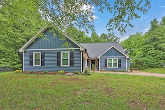 5166 Huntingford Dr, Gainesville, GA 30507