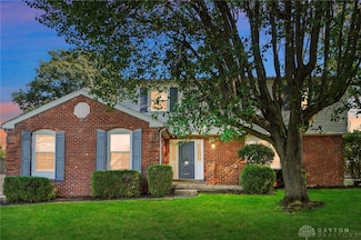 1709 Berwick Ln, Middletown, OH 45042