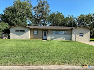 54 Hamilton St, Port Lavaca, TX 77979