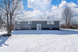 45 Carma Dr, Dayton, OH 45426