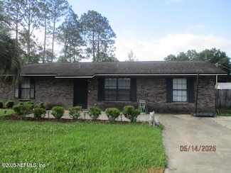 716 Short Putt Dr, MacClenny, FL 32063