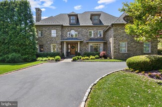 828 Gatemore Rd, Bryn Mawr, PA 19010