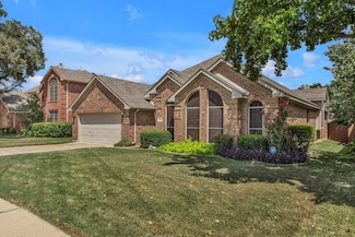 2112 Golden Arrow Dr, Flower Mound, TX 75028