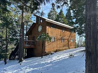 3304 Menominee Ct, Arnold, CA 95223