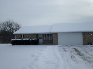 818 N 2853rd Rd, Utica, IL 61373