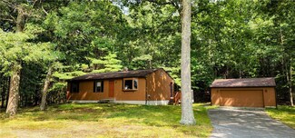 94 Colonial Rd, Harrisville, RI 02830