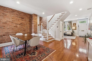 425 16th St SE, Washington, DC 20003