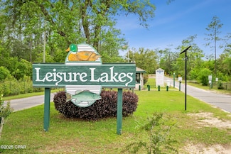 000 Derby Dr, Chipley, FL 32428