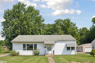 2004 Agency St, Burlington, IA 52601