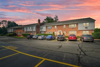 12 Roundtree Cir, Piermont, NY 10968